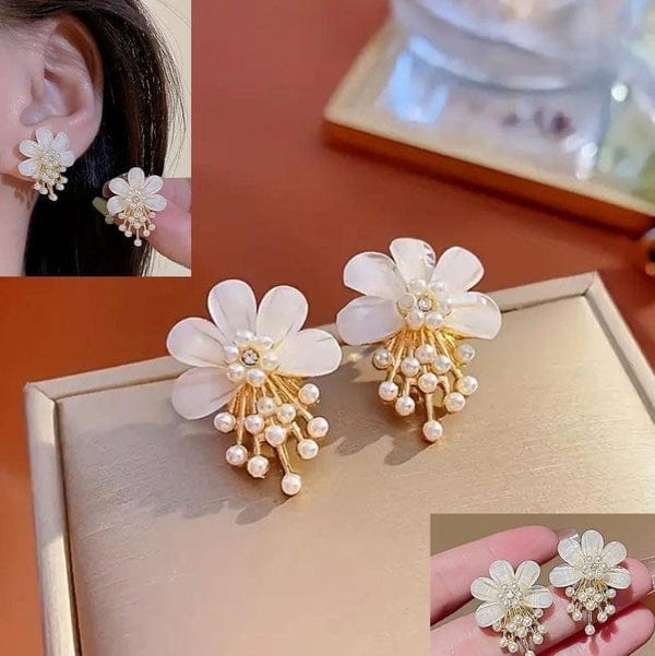 Pearl Flower Stud Earring