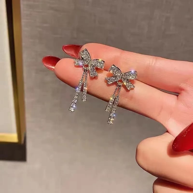 Kylie Jenner Necklace Set